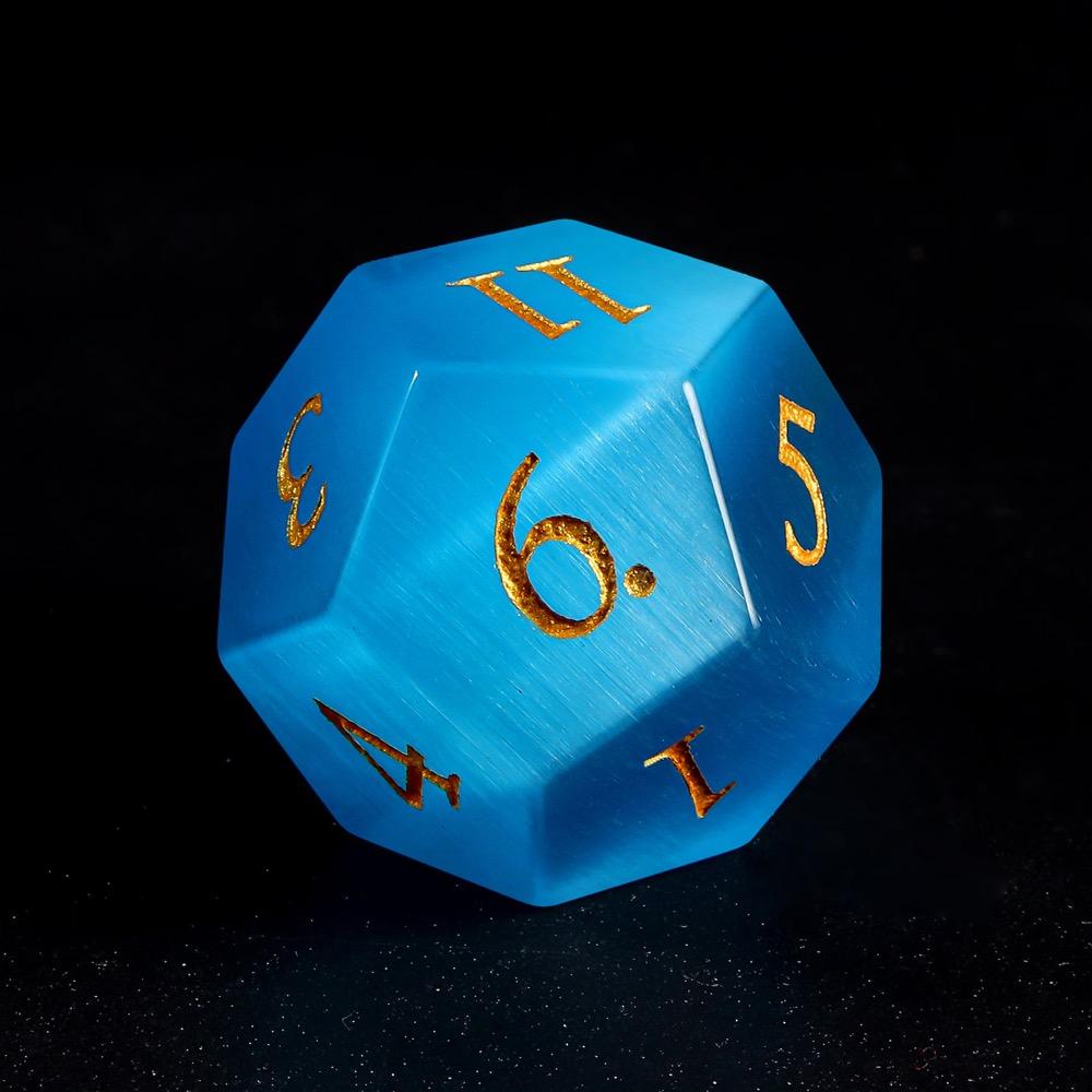 YEMEKO 7PCS Cat Eye Stone Dice Set Gemstone Dungeons and Dragons Tabletop Gaming RPG DND Role Polyhedra Gaming D4 D6 D8 D10 D% D12 D20 Normal K9 Crystal Stone Engraved Golden Numbers